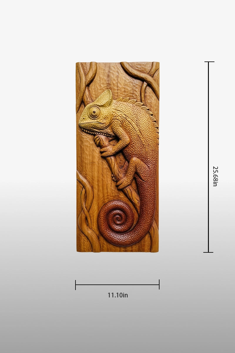 Chameleon camphor wood wall art dimensions, 11.10 inches wide by 25.68 inches tall